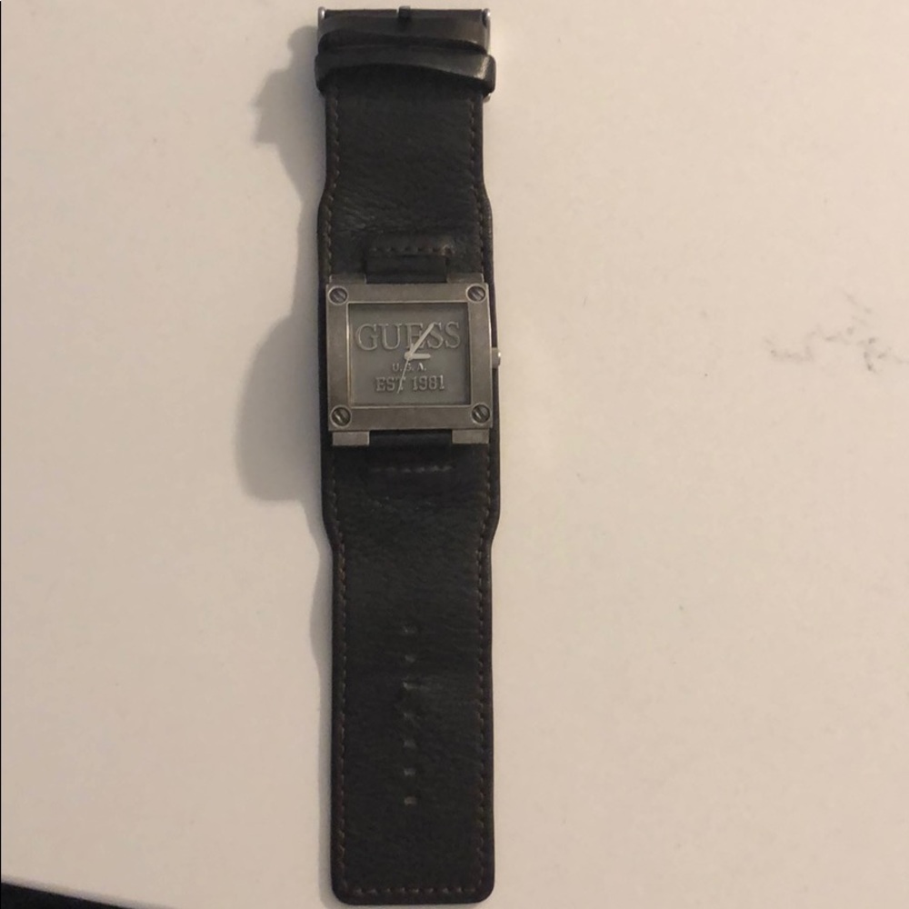 Guess man watch